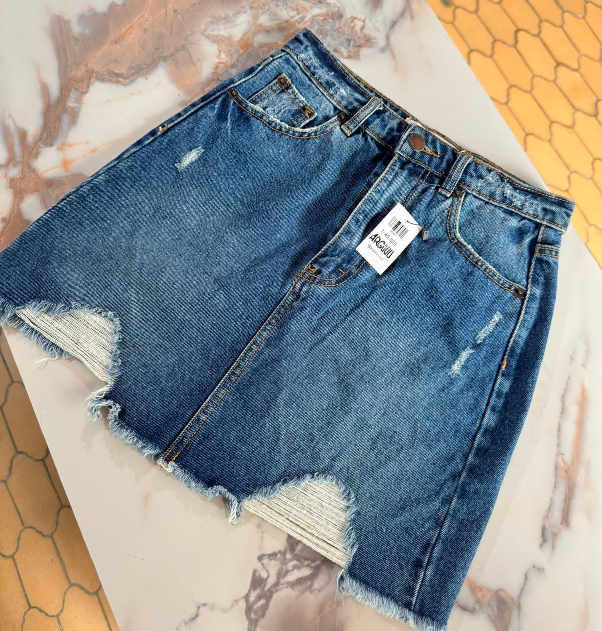 FALDA G8884
