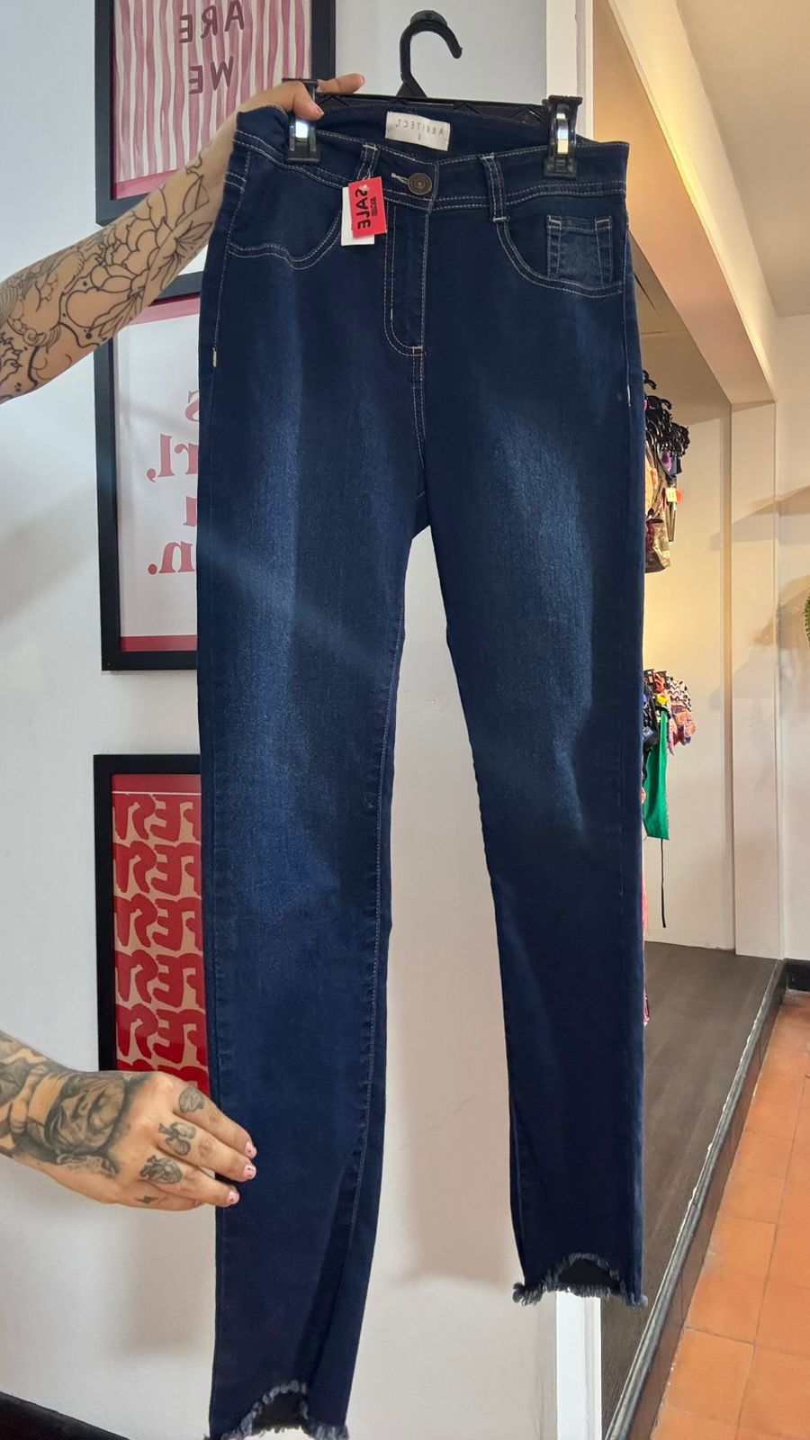 JEAN E3525