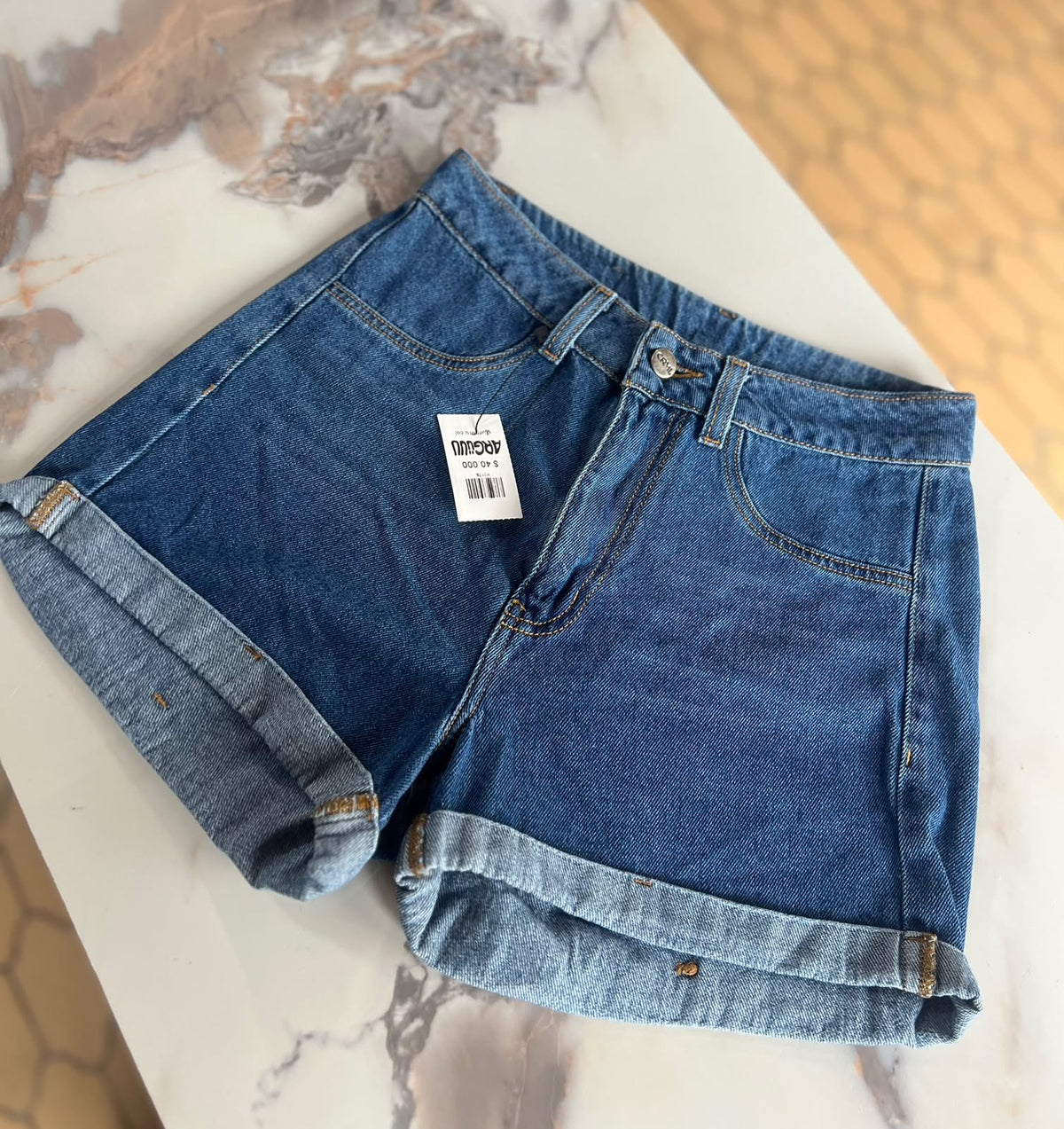 SHORT H6179