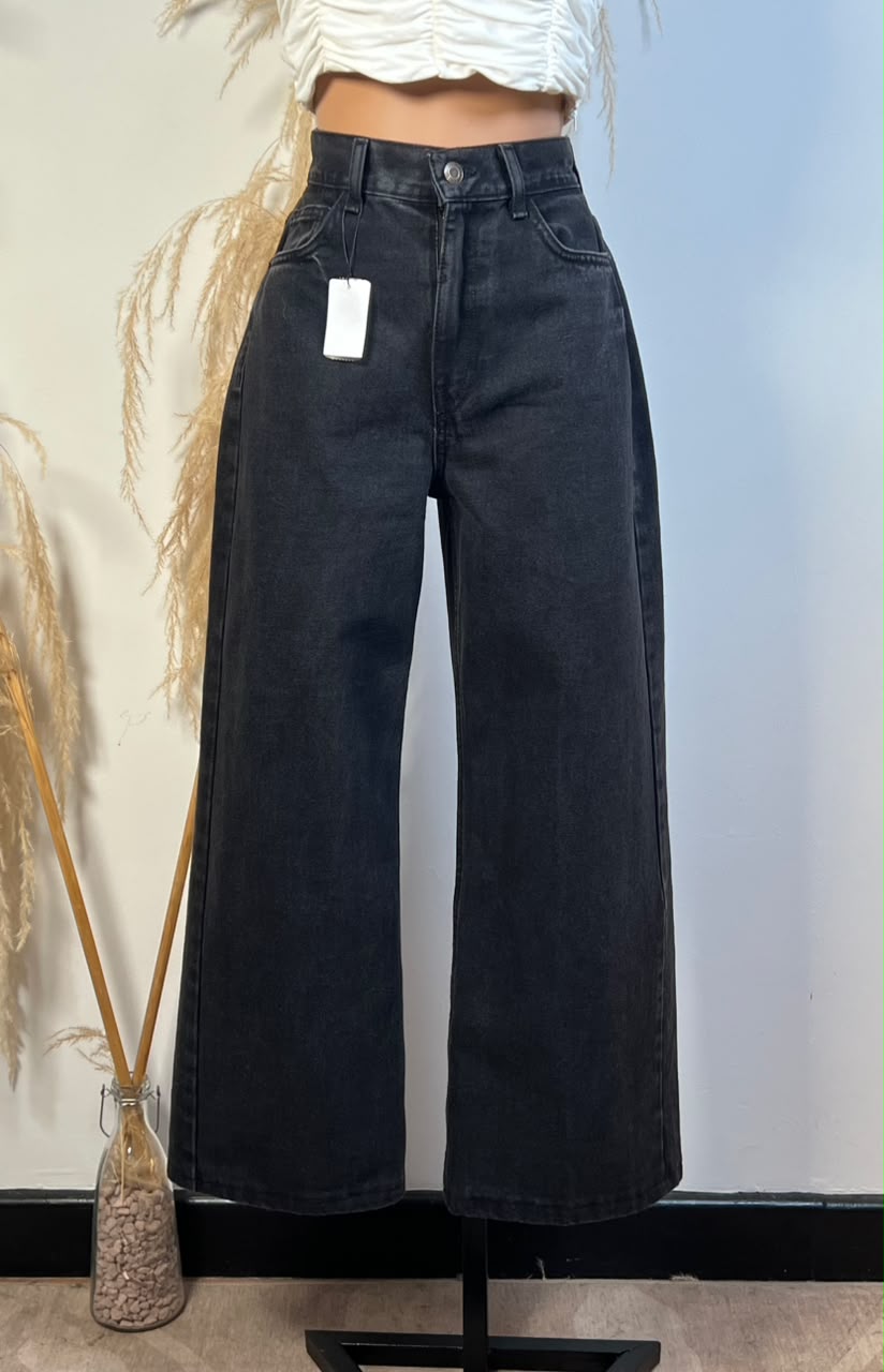 JEAN F6974