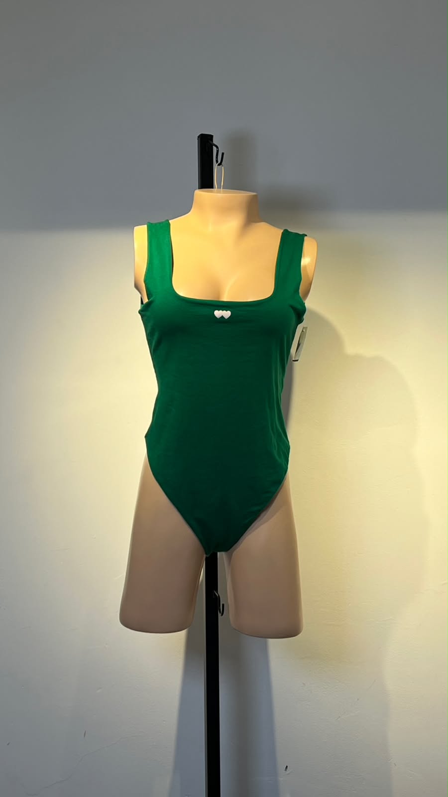 BODY H1828