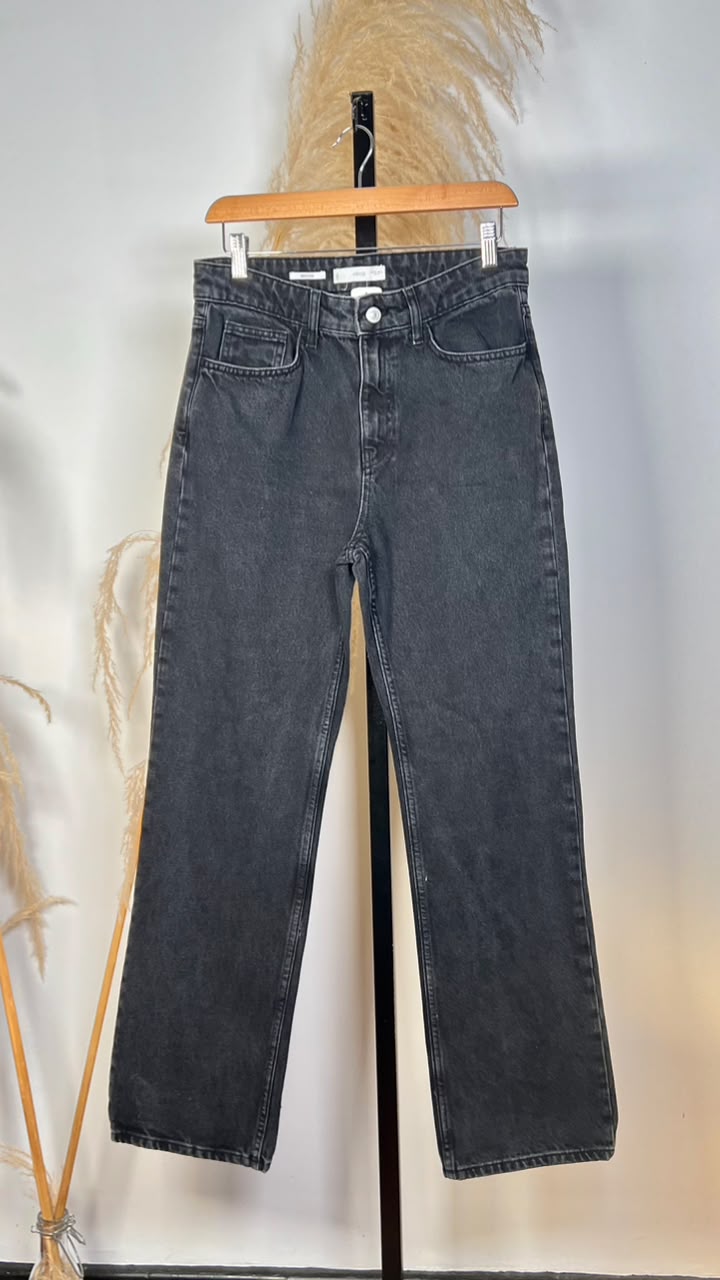 JEAN F4572