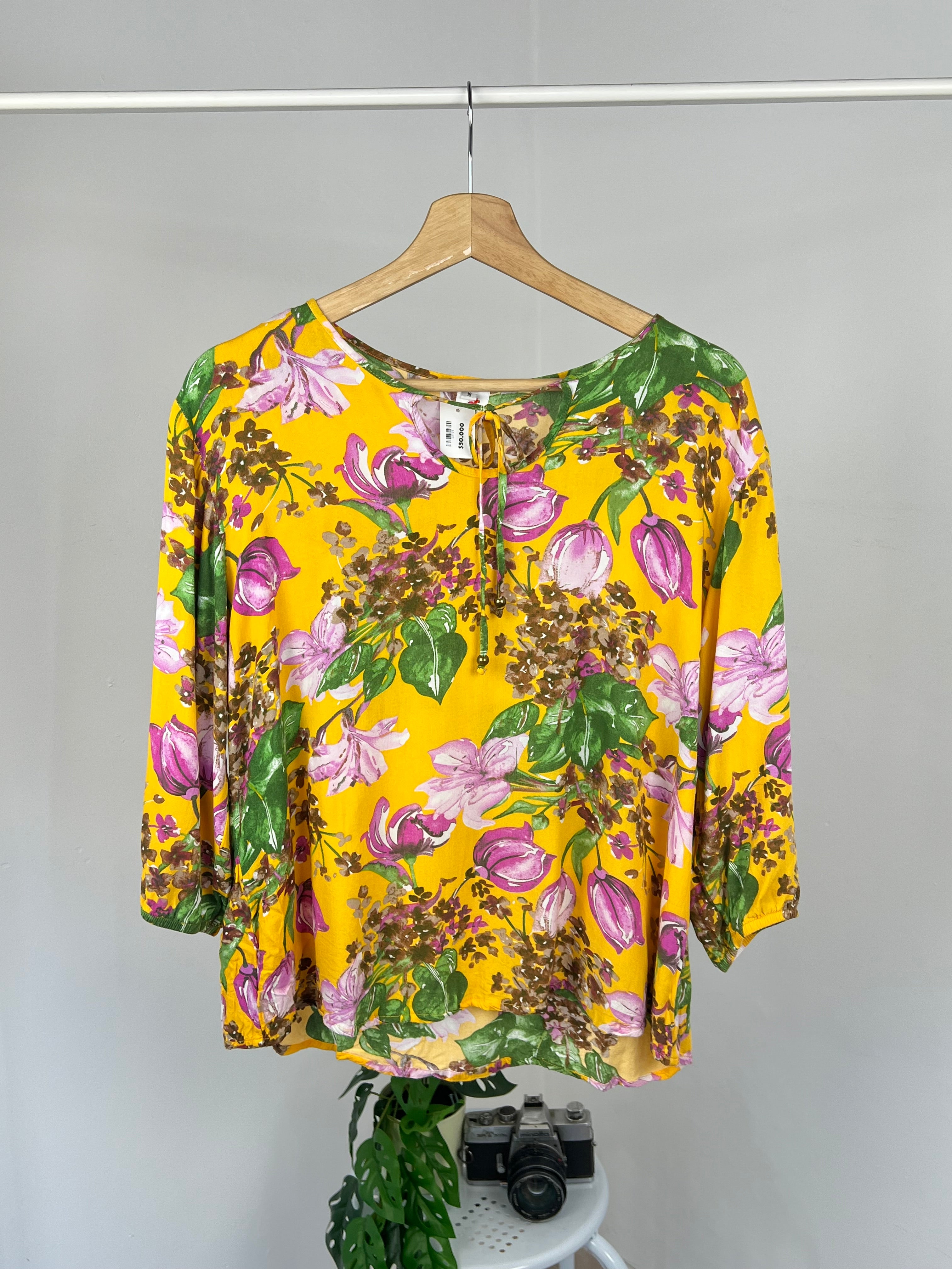 BLUSA AMARILLA D5123