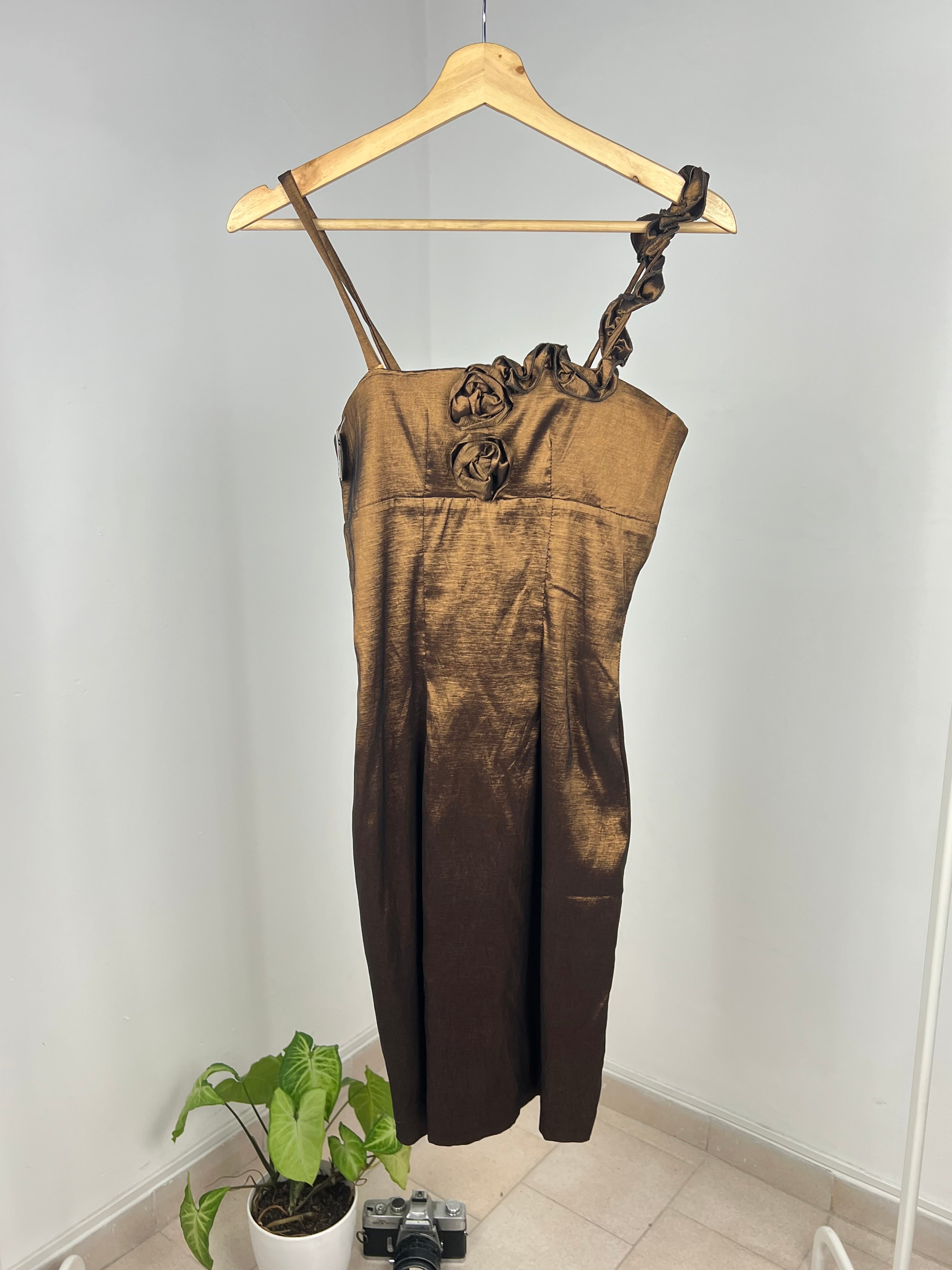 VESTIDO COBRÉ C9244