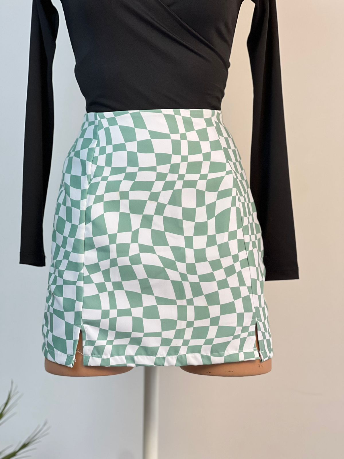 FALDA E3809