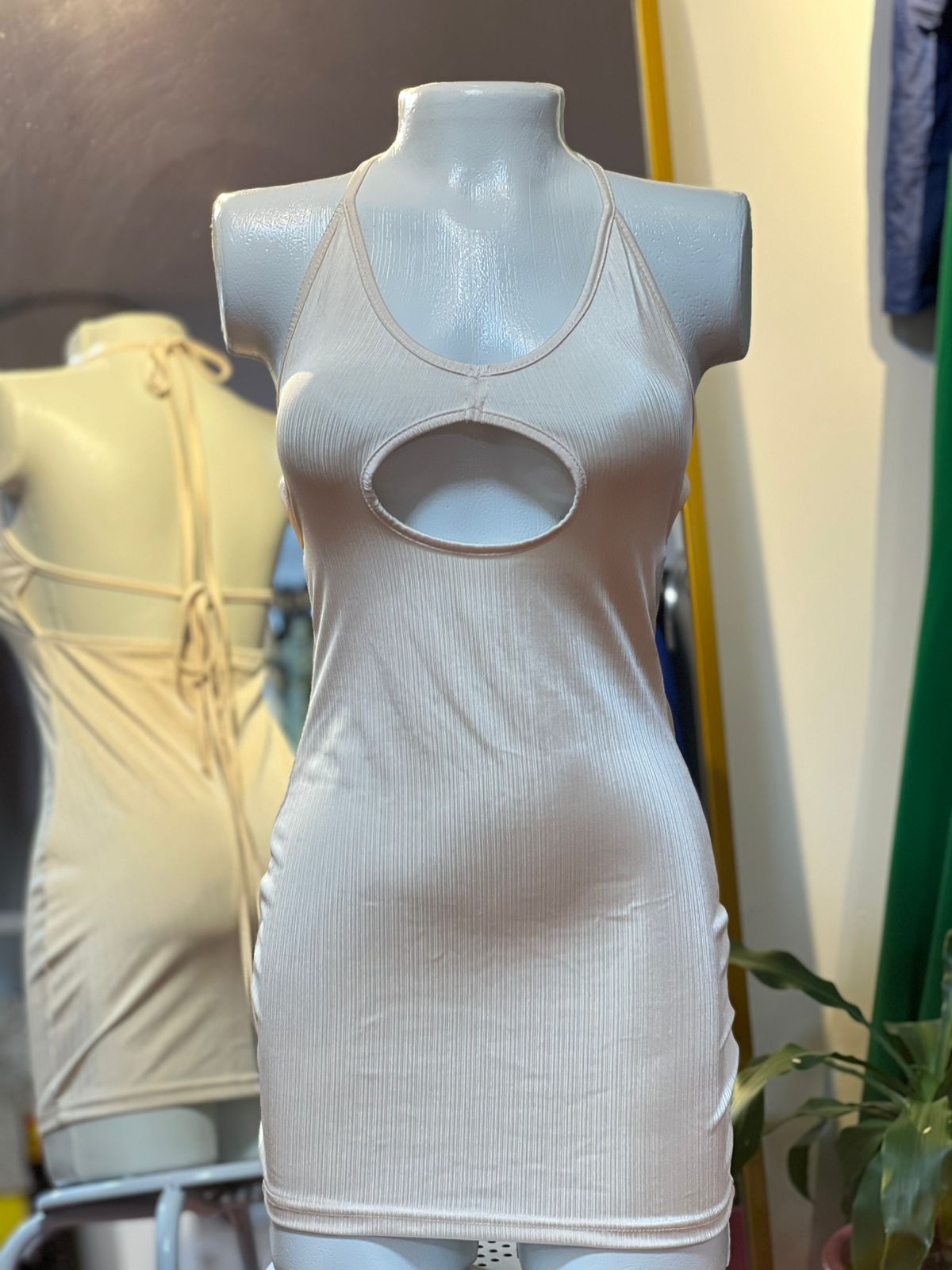 VESTIDO F1019