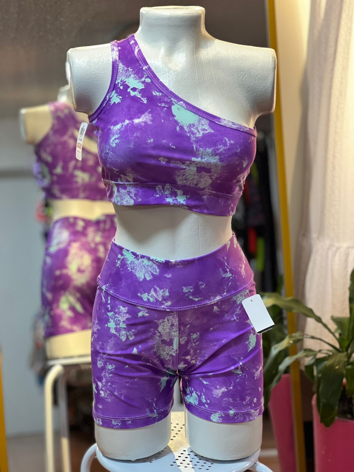 SET G0135 G0136