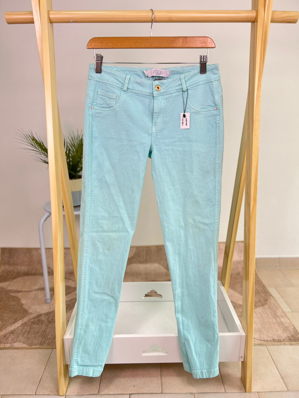 JEAN E1264