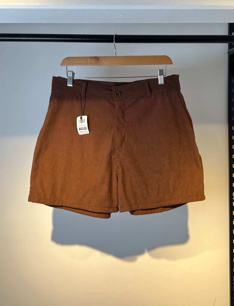 SHORT F7952