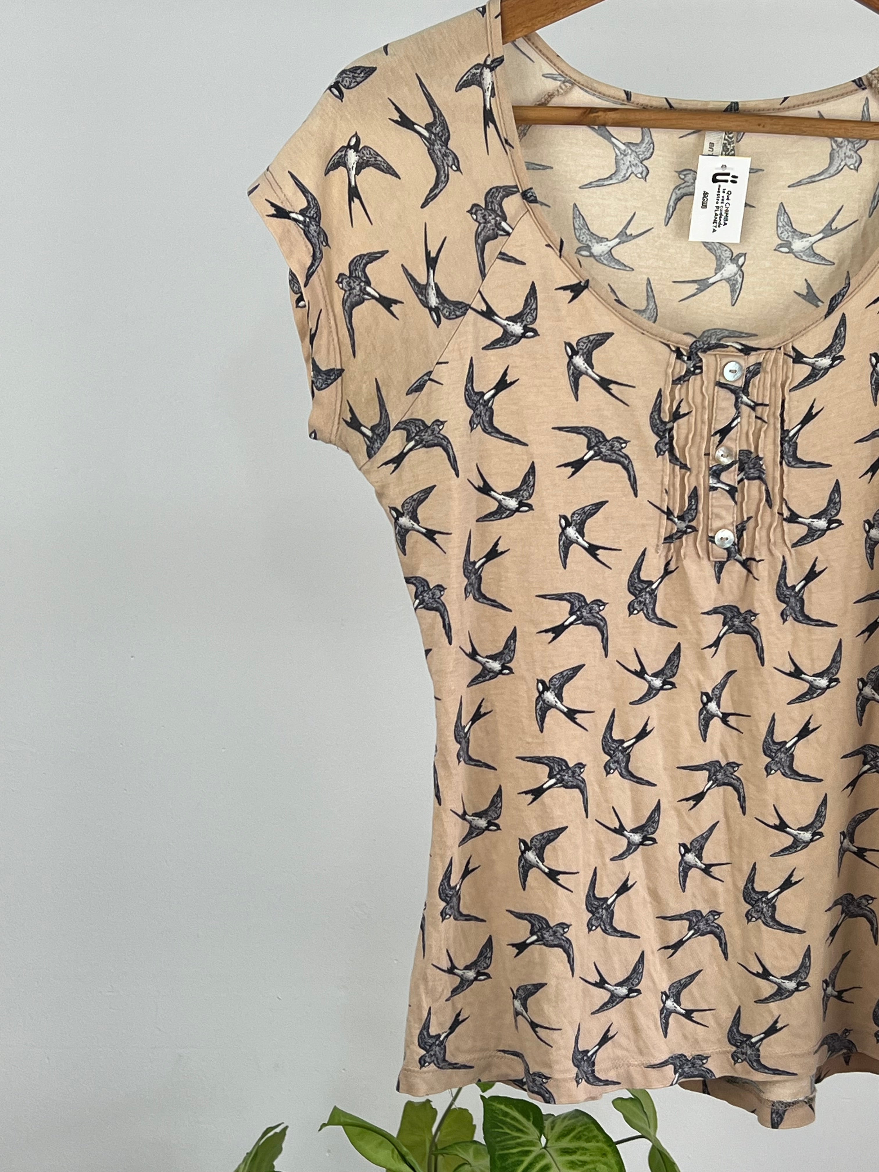 BLUSA UNIVERSITY D4984